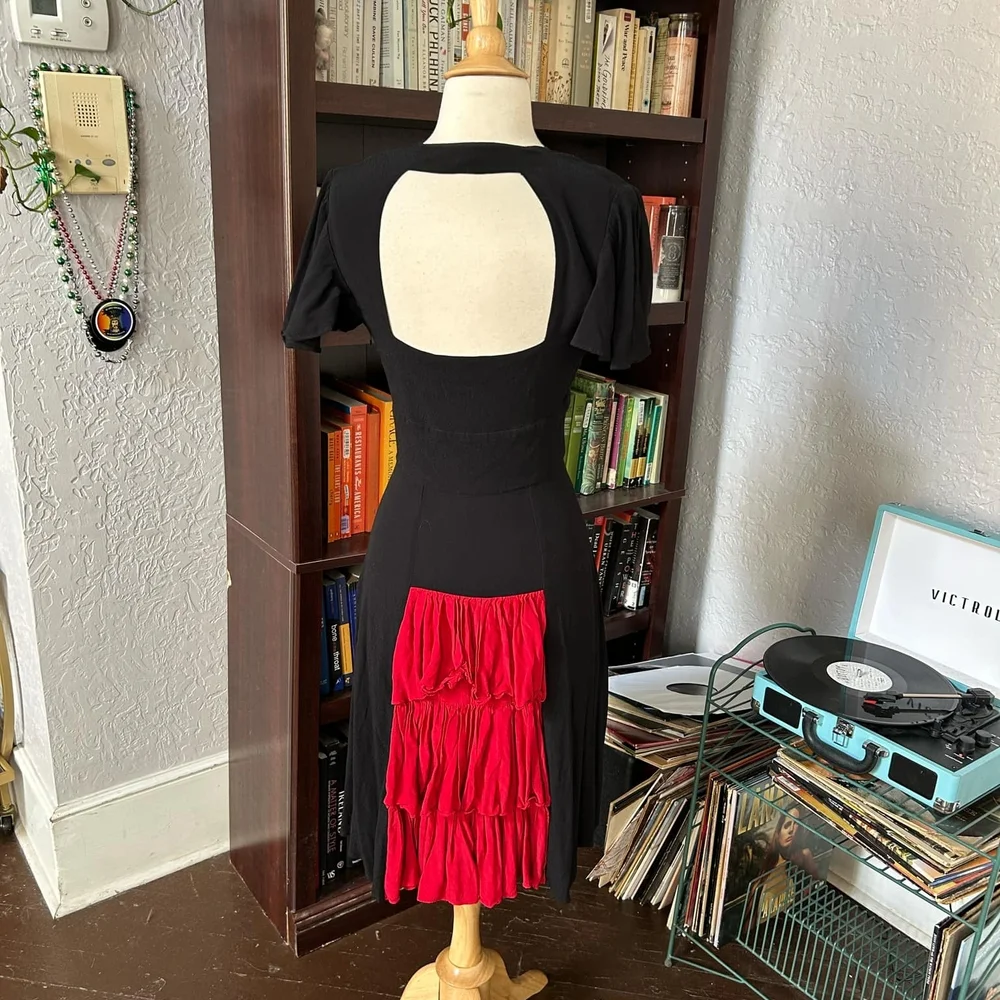 Trashy Diva Black Midi Dress with Red Buttons - Picture 3 of 4